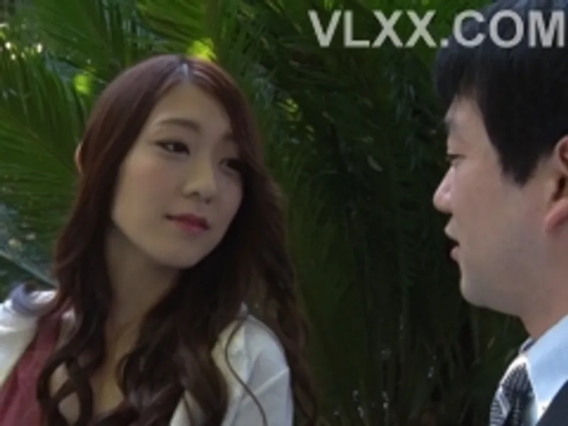 Hai cô vợ dâm và anh anh xã may mắn